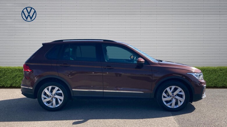 Volkswagen Tiguan 1.5 TSI 150 Life 5dr DSG Petrol Estate